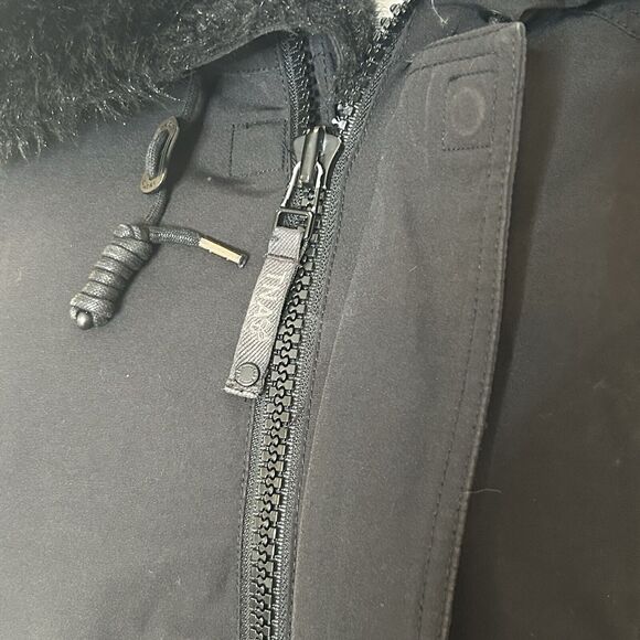 Aritzia TNA Down Parka M Black Hood Fur Trim Water Repellent Slim Fit - Picture 7 of 12